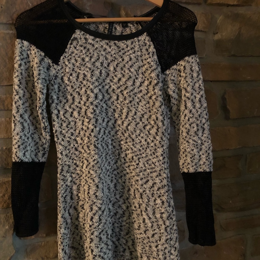 Asymmetric Guess top